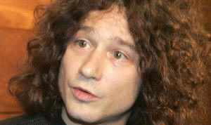 Imagen  de Bunbury en la rueda de prensa